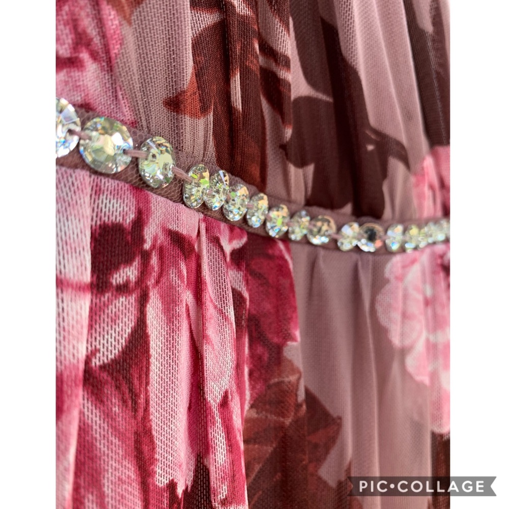 🌹SOLD🌹2x Rose Blush Merlot Floral Surplice Dress - Picture 4 of 8